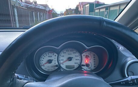 Mitsubishi Colt VI рестайлинг, 2003 год, 325 000 рублей, 10 фотография