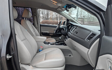 KIA Carnival III, 2019 год, 3 200 000 рублей, 11 фотография