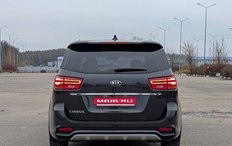 KIA Carnival III, 2019 год, 3 200 000 рублей, 8 фотография
