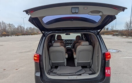 KIA Carnival III, 2019 год, 3 200 000 рублей, 16 фотография