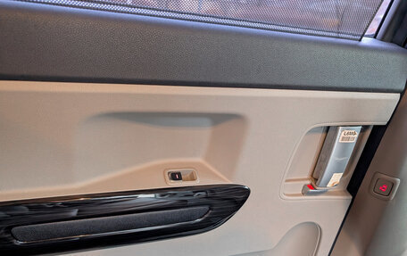 KIA Carnival III, 2019 год, 3 200 000 рублей, 26 фотография