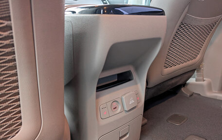 KIA Carnival III, 2019 год, 3 200 000 рублей, 27 фотография