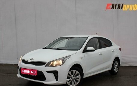 KIA Rio IV, 2018 год, 1 250 000 рублей, 2 фотография
