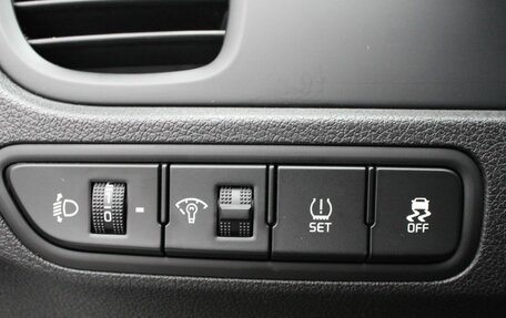 KIA Rio IV, 2018 год, 1 250 000 рублей, 10 фотография