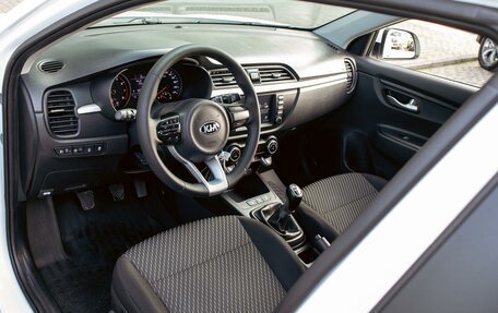 KIA Rio IV, 2019 год, 1 195 000 рублей, 13 фотография