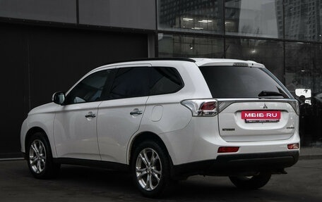 Mitsubishi Outlander III рестайлинг 3, 2012 год, 1 495 000 рублей, 7 фотография