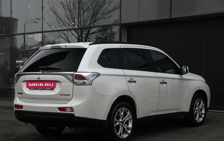 Mitsubishi Outlander III рестайлинг 3, 2012 год, 1 495 000 рублей, 5 фотография
