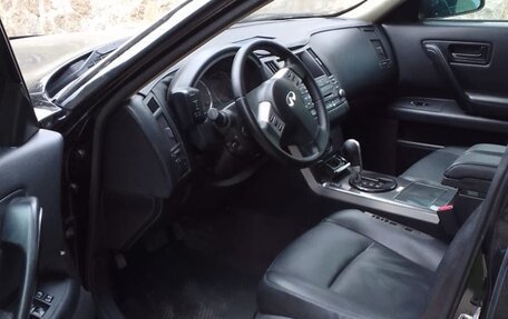 Infiniti FX I, 2004 год, 850 000 рублей, 6 фотография