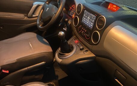 Peugeot Partner II рестайлинг 2, 2014 год, 620 000 рублей, 8 фотография