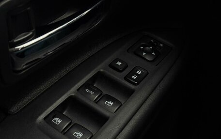 Mitsubishi Outlander III рестайлинг 3, 2017 год, 1 980 000 рублей, 13 фотография