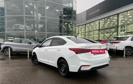 Hyundai Solaris II рестайлинг, 2019 год, 800 000 рублей, 5 фотография