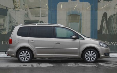 Volkswagen Touran III, 2013 год, 1 119 000 рублей, 5 фотография