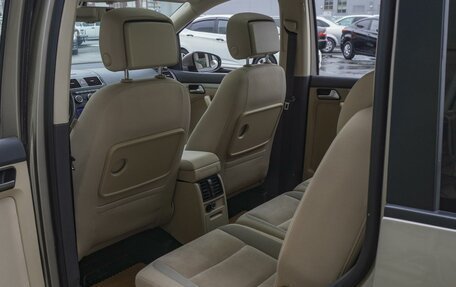 Volkswagen Touran III, 2013 год, 1 119 000 рублей, 11 фотография