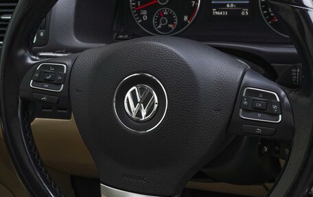 Volkswagen Touran III, 2013 год, 1 119 000 рублей, 18 фотография