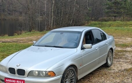 BMW 5 серия, 2002 год, 800 000 рублей, 2 фотография