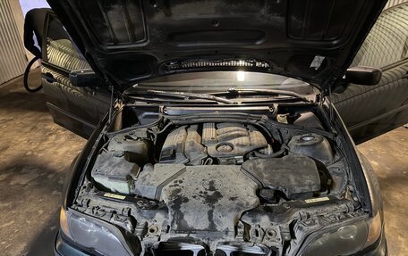 BMW 3 серия, 2003 год, 450 000 рублей, 22 фотография