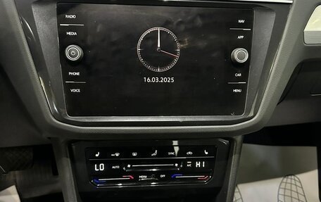 Volkswagen Tiguan II, 2021 год, 2 599 000 рублей, 9 фотография