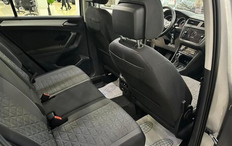 Volkswagen Tiguan II, 2021 год, 2 599 000 рублей, 11 фотография