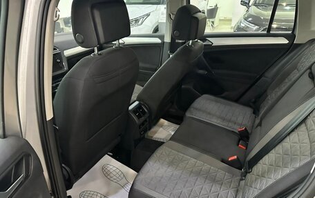 Volkswagen Tiguan II, 2021 год, 2 599 000 рублей, 12 фотография