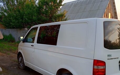 Volkswagen Transporter T5 рестайлинг, 2003 год, 650 000 рублей, 3 фотография