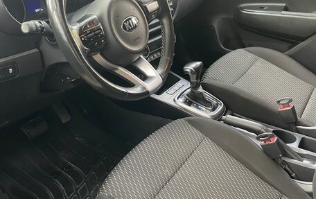 KIA Rio IV, 2018 год, 1 610 000 рублей, 5 фотография