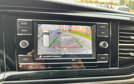 Volkswagen Multivan T6 рестайлинг, 2020 год, 4 799 000 рублей, 11 фотография