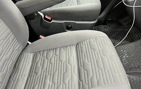 Volkswagen Multivan T6 рестайлинг, 2020 год, 4 799 000 рублей, 27 фотография