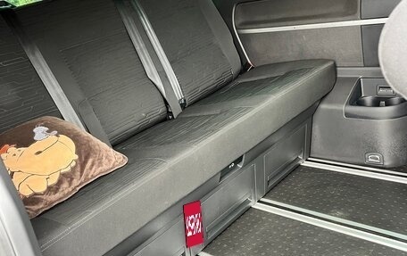 Volkswagen Multivan T6 рестайлинг, 2020 год, 4 799 000 рублей, 28 фотография