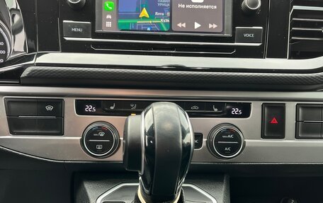 Volkswagen Multivan T6 рестайлинг, 2020 год, 4 799 000 рублей, 35 фотография