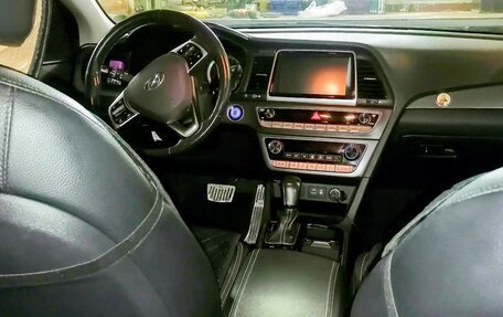 Hyundai Sonata VII, 2019 год, 1 960 000 рублей, 5 фотография