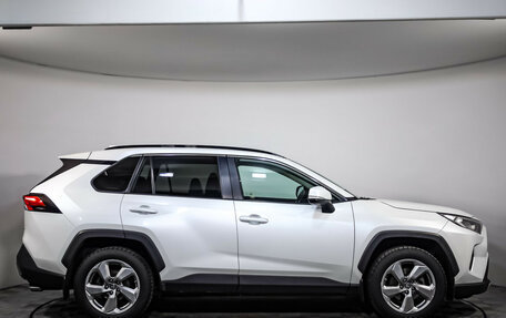 Toyota RAV4, 2020 год, 2 749 000 рублей, 4 фотография