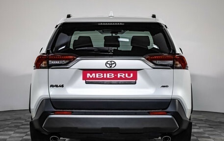 Toyota RAV4, 2020 год, 2 749 000 рублей, 6 фотография