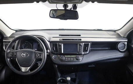 Toyota RAV4, 2019 год, 2 699 000 рублей, 9 фотография