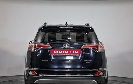 Toyota RAV4, 2019 год, 2 699 000 рублей, 6 фотография