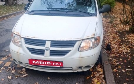 Dodge Caravan IV, 2005 год, 300 000 рублей, 2 фотография