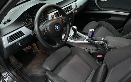 BMW 3 серия, 2010 год, 1 549 000 рублей, 12 фотография