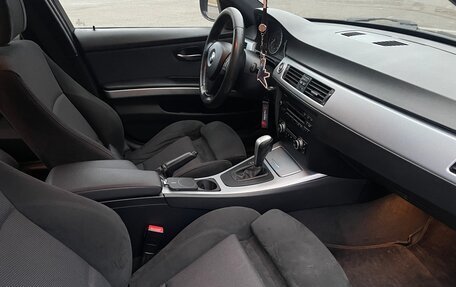 BMW 3 серия, 2010 год, 1 549 000 рублей, 11 фотография