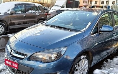 Opel Astra J, 2013 год, 790 000 рублей, 1 фотография