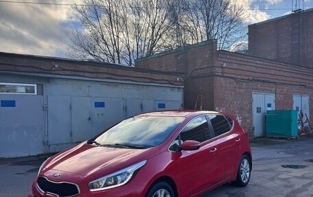 KIA cee'd III, 2014 год, 950 000 рублей, 2 фотография