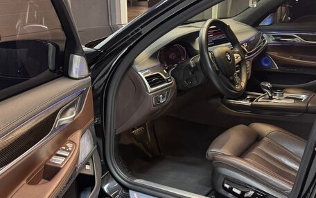 BMW 7 серия, 2020 год, 6 100 000 рублей, 15 фотография