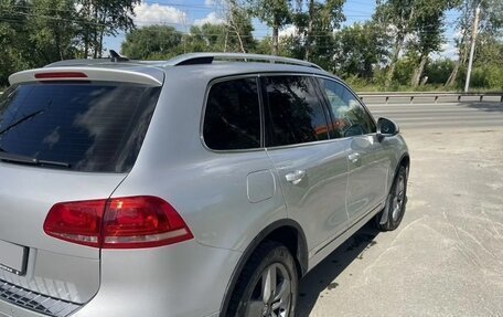 Volkswagen Touareg III, 2011 год, 1 700 000 рублей, 3 фотография