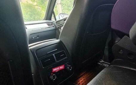 Volkswagen Touareg III, 2011 год, 1 700 000 рублей, 9 фотография