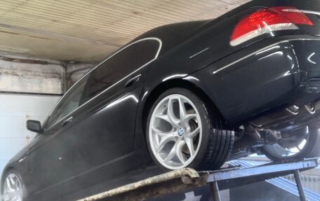 BMW 7 серия, 2005 год, 1 950 000 рублей, 13 фотография