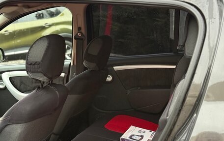 Renault Sandero I, 2010 год, 480 000 рублей, 11 фотография