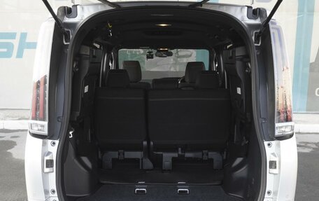 Toyota Esquire I, 2019 год, 2 745 000 рублей, 21 фотография