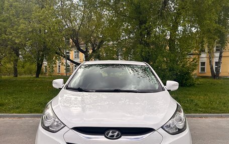 Hyundai ix35 I рестайлинг, 2012 год, 860 000 рублей, 2 фотография