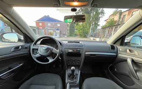 Skoda Octavia, 2011 год, 950 000 рублей, 13 фотография
