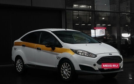 Ford Fiesta, 2016 год, 477 000 рублей, 3 фотография