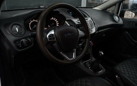 Ford Fiesta, 2016 год, 477 000 рублей, 11 фотография