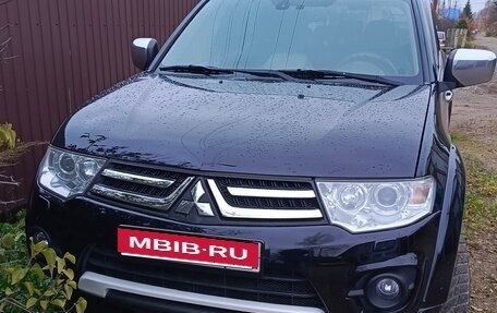 Mitsubishi Pajero Sport II рестайлинг, 2015 год, 2 500 000 рублей, 1 фотография